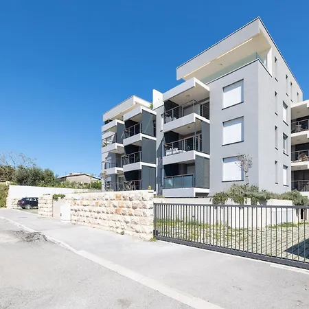 Appartement Nani *